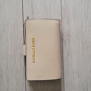 Michael Kors Pink Wallet